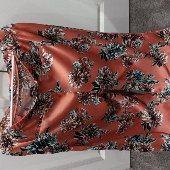 Pants - Picture 2 of 4